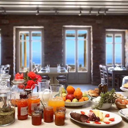Kea Village & Aparthotel Ioulis