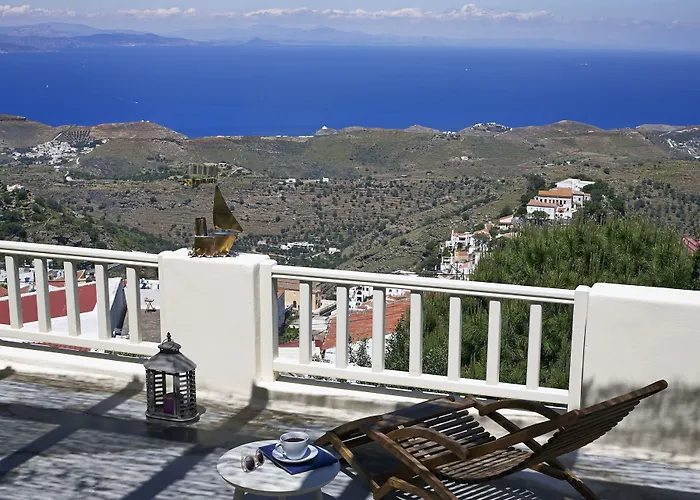 Kea Village & 4* Ioulis