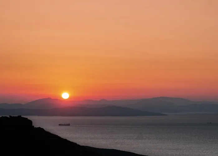 Kea Village & 4* Ioulis