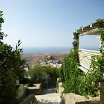 Village Апарт-отель Ioulis