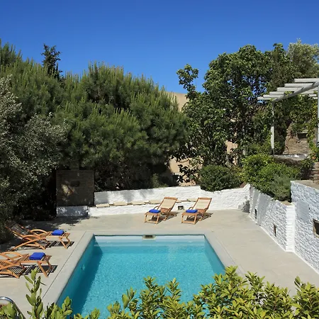 Apart Otel Kea Village & 4*