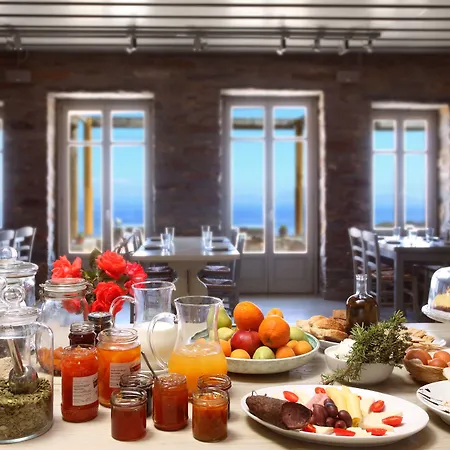 Kea Village & 4* Ioulis