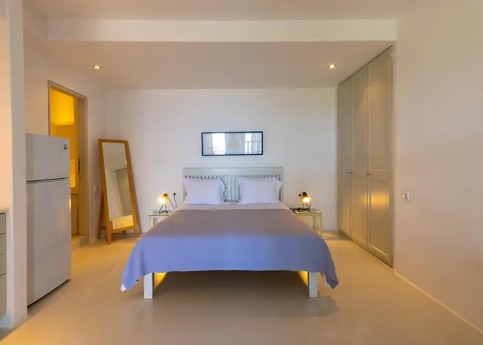 Апарт-отель Village 4*